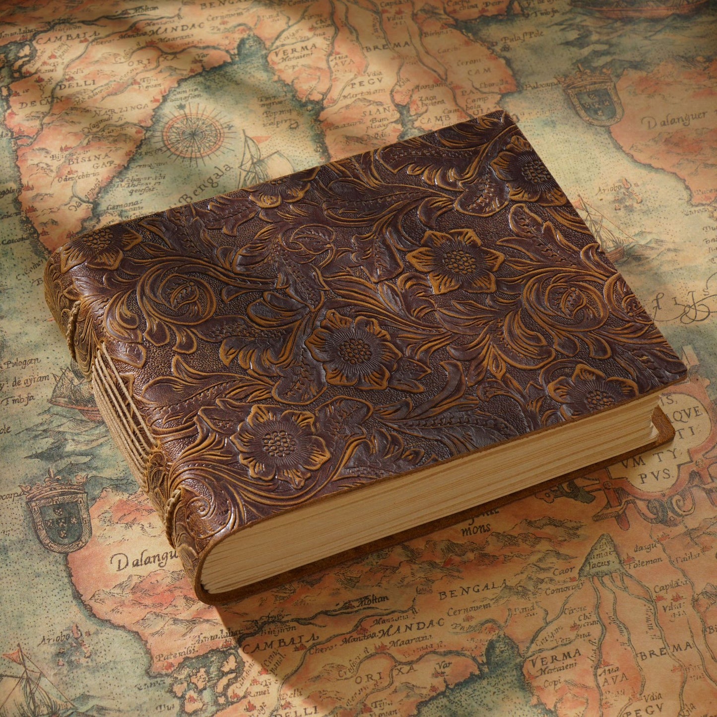 دفتر مصنوع من الجلد الطبيعي 